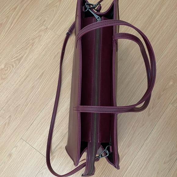 Burgundy Matt & Nat bag - Picture 3 of 3